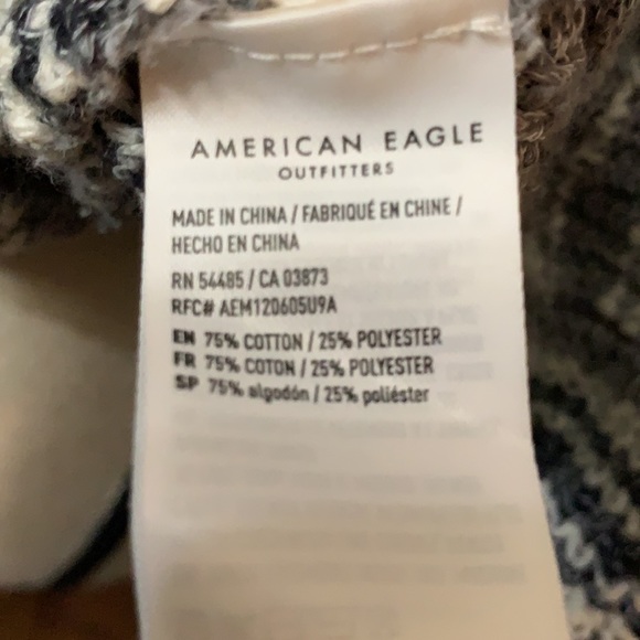 American Eagle Outfitters gray, white, black striped cropped knit sweater - Picture 17 of 17